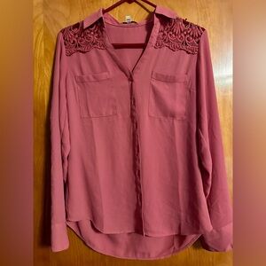 Express Women’s The Portofino Shirt Slim Fit Size Small Lace Shoulders